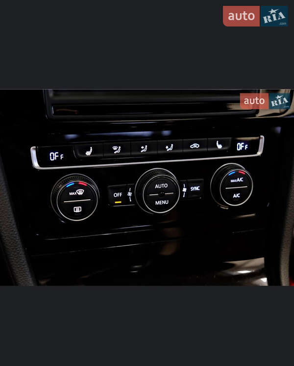 Хэтчбек Volkswagen Golf 2014 в Одессе