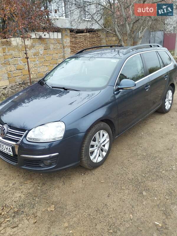 Универсал Volkswagen Golf 2009 в Вознесенске