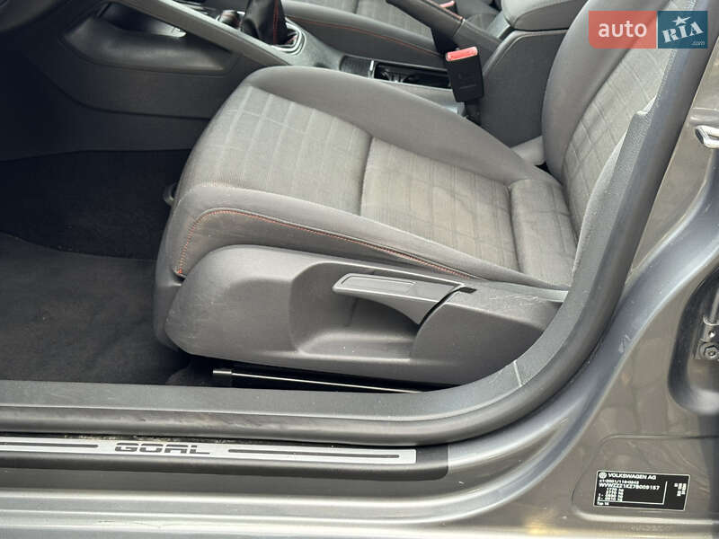 Хэтчбек Volkswagen Golf 2007 в Иршаве