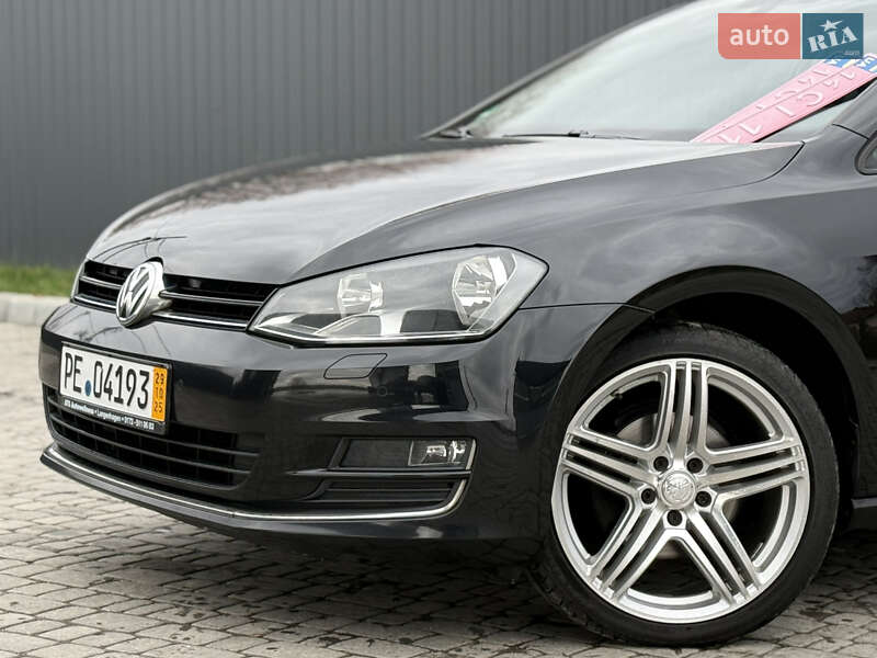 Универсал Volkswagen Golf 2016 в Львове