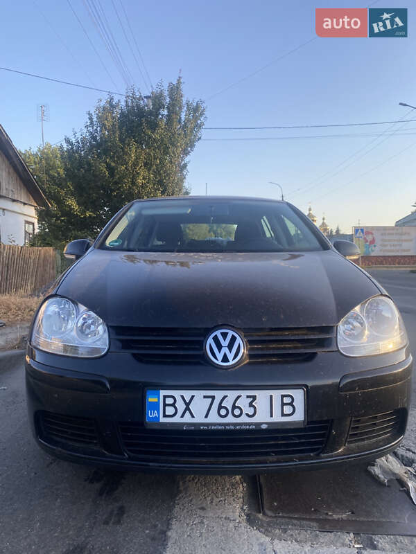Хэтчбек Volkswagen Golf 2006 в Староконстантинове