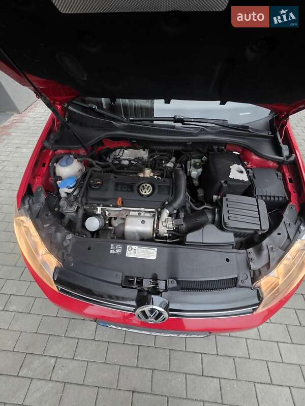Хэтчбек Volkswagen Golf 2009 в Тернополе