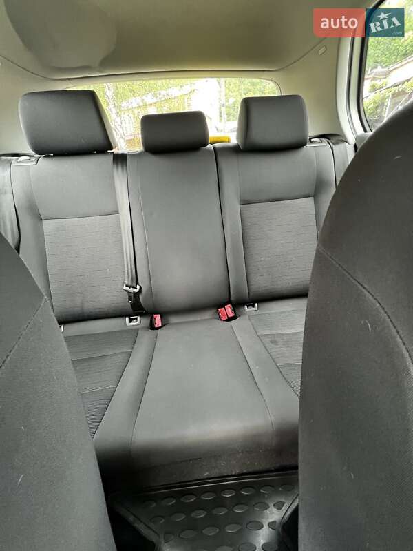 Хетчбек Volkswagen Golf 2006 в Полтаві