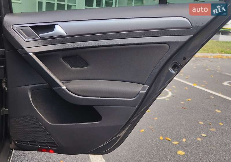 Универсал Volkswagen Golf 2015 в Виннице фото 35 Универсал Volkswagen Golf 2015 в Виннице