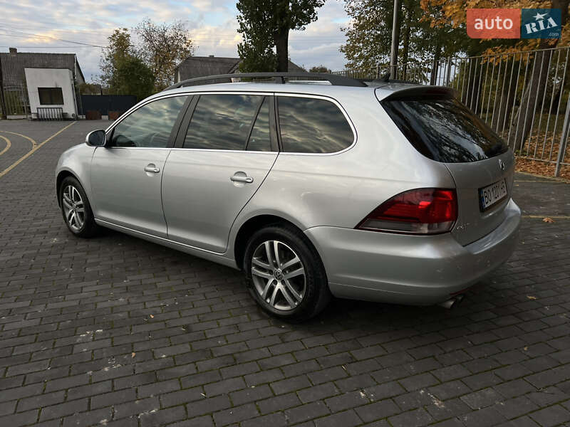 Универсал Volkswagen Golf 2010 в Тернополе фото 2 Универсал Volkswagen Golf 2010 в Тернополе