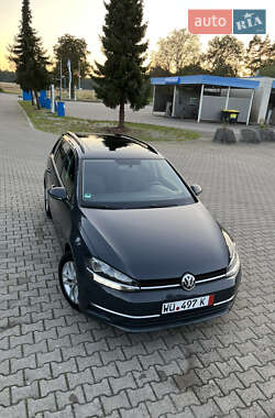 Универсал Volkswagen Golf 2018 в Львове