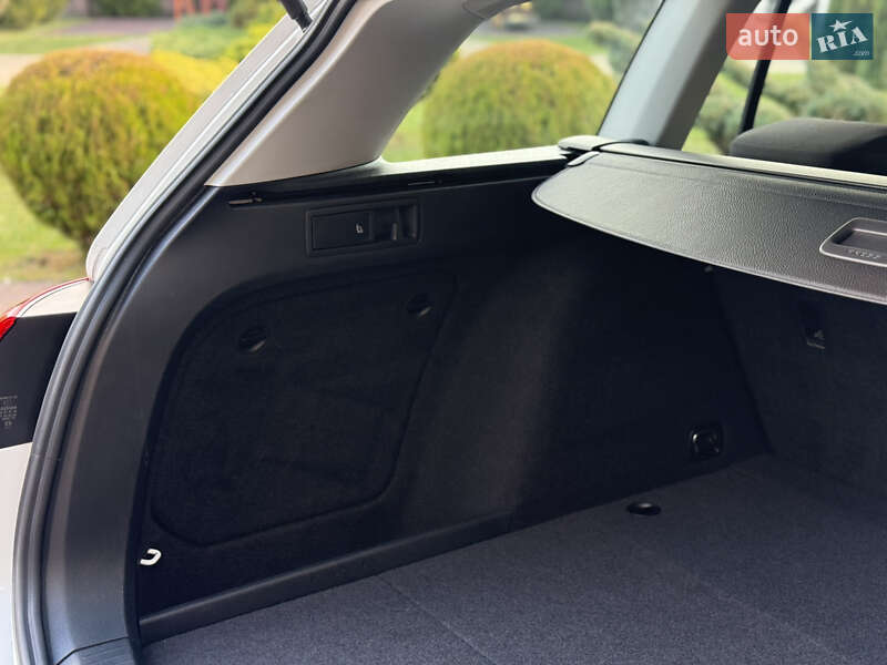 Універсал Volkswagen Golf 2017 в Стрию