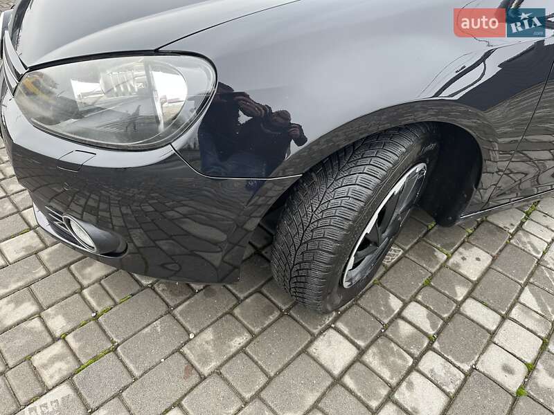Хэтчбек Volkswagen Golf 2010 в Мукачево