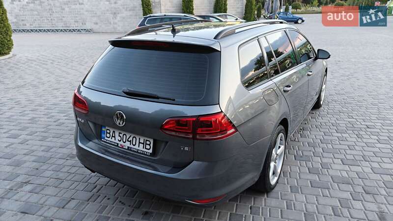 Универсал Volkswagen Golf 2015 в Львове
