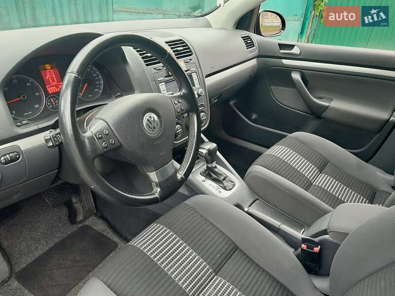 Хэтчбек Volkswagen Golf 2008 в Киеве фото 27 Хэтчбек Volkswagen Golf 2008 в Киеве