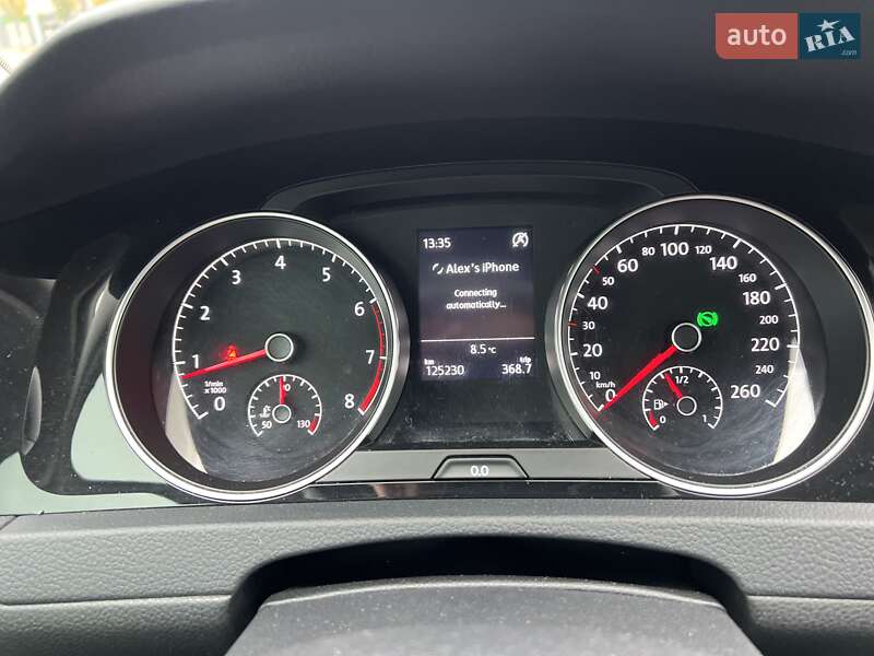 Хетчбек Volkswagen Golf 2013 в Києві