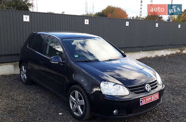 Хетчбек Volkswagen Golf 2009 в Луцьку