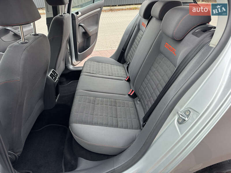 Хетчбек Volkswagen Golf 2006 в Рівному фото 18 Хетчбек Volkswagen Golf 2006 в Рівному