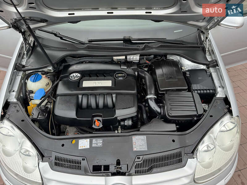 Хетчбек Volkswagen Golf 2006 в Рівному фото 27 Хетчбек Volkswagen Golf 2006 в Рівному