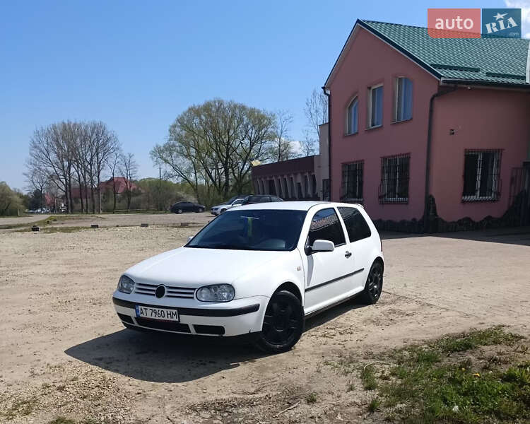 Універсал Volkswagen Golf 1998 в Івано-Франківську