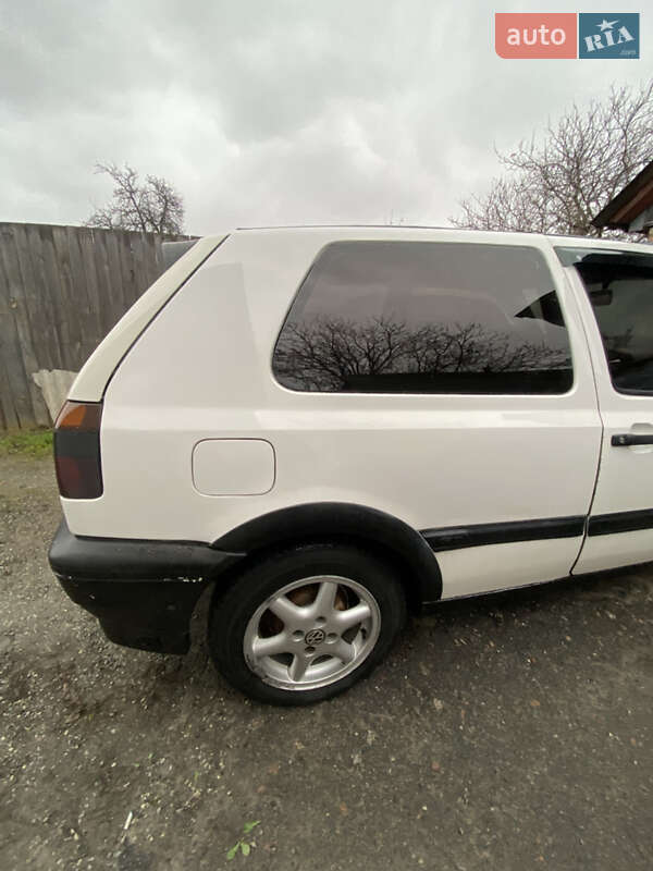 Хэтчбек Volkswagen Golf 1992 в Дымере