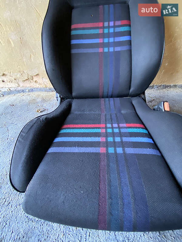 Хэтчбек Volkswagen Golf 1992 в Дымере