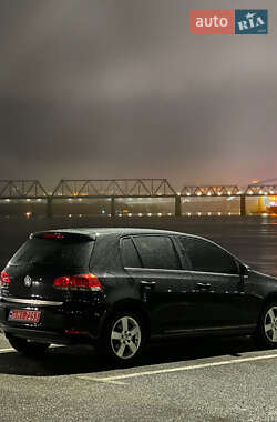 Хетчбек Volkswagen Golf 2011 в Києві