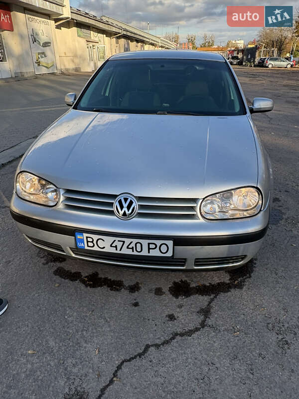 Хетчбек Volkswagen Golf 2000 в Львові