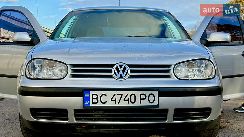 Хетчбек Volkswagen Golf 2000 в Львові