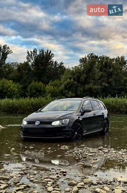 Універсал Volkswagen Golf 2014 в Львові