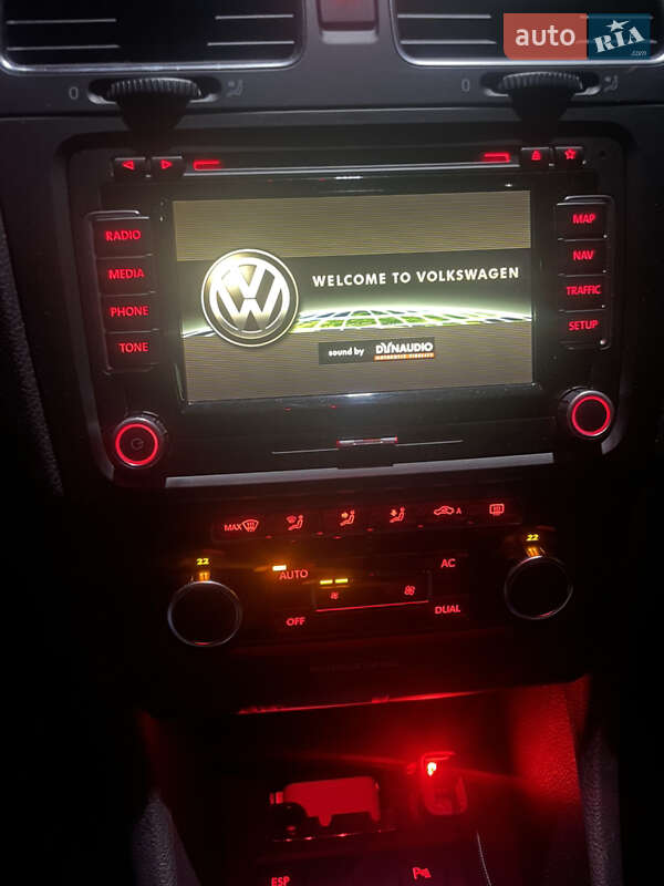 Хэтчбек Volkswagen Golf 2010 в Сваляве фото 26 Хэтчбек Volkswagen Golf 2010 в Сваляве