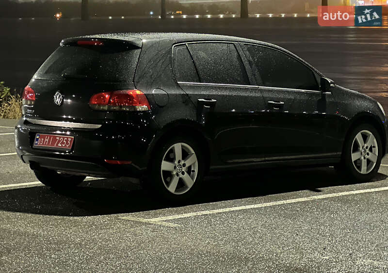 Volkswagen Golf 2011