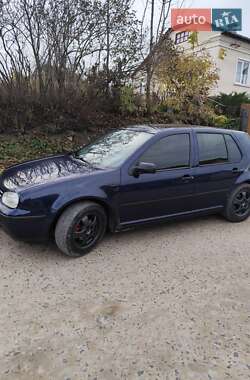 Хетчбек Volkswagen Golf 2000 в Дружбі