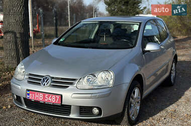 Хэтчбек Volkswagen Golf 2006 в Виннице