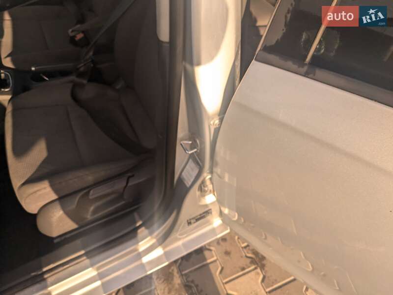 Універсал Volkswagen Golf 2008 в Володимирі