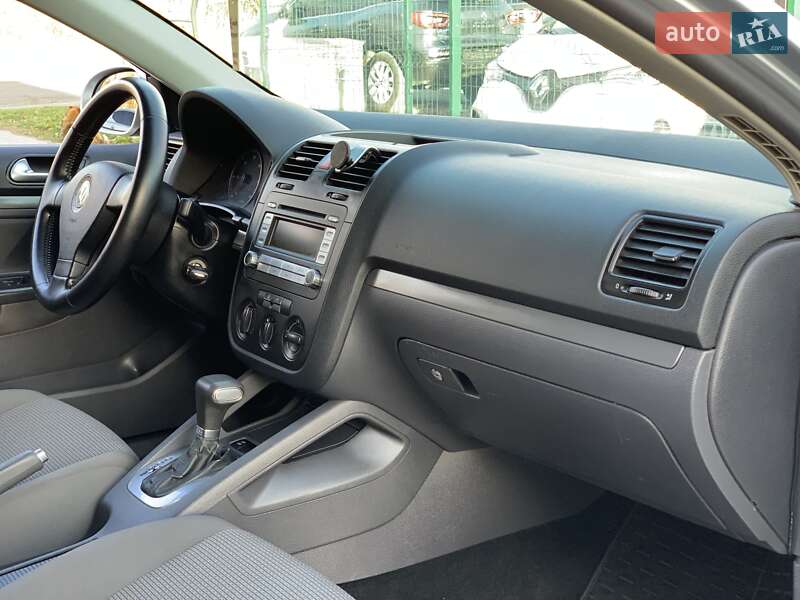 Універсал Volkswagen Golf 2007 в Бердичеві