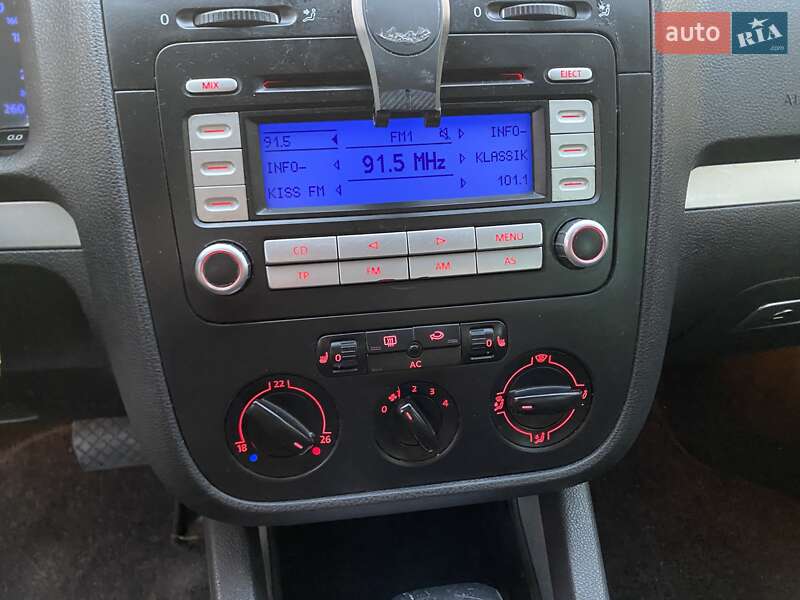 Хэтчбек Volkswagen Golf 2008 в Луцке фото 11 Хэтчбек Volkswagen Golf 2008 в Луцке