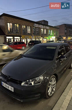 Хетчбек Volkswagen Golf 2014 в Мукачевому