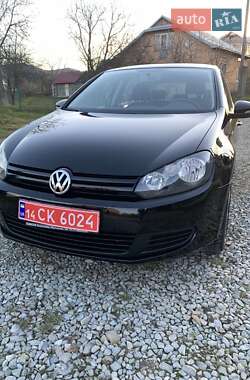 Хэтчбек Volkswagen Golf 2009 в Надворной