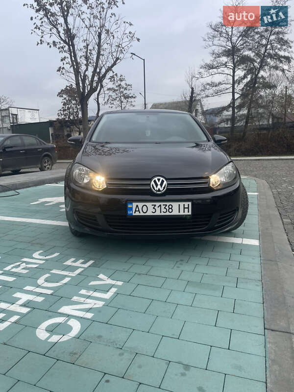 Хэтчбек Volkswagen Golf 2010 в Сваляве фото 10 Хэтчбек Volkswagen Golf 2010 в Сваляве