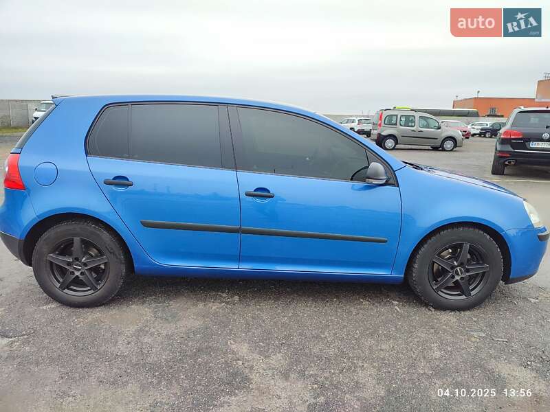 Хэтчбек Volkswagen Golf 2005 в Виннице фото 5 Хэтчбек Volkswagen Golf 2005 в Виннице