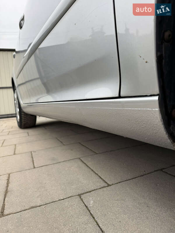 Хэтчбек Volkswagen Golf 2007 в Львове