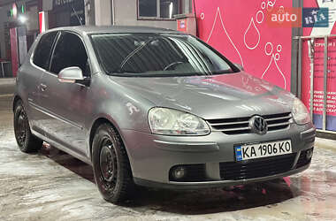 Хетчбек Volkswagen Golf 2007 в Києві