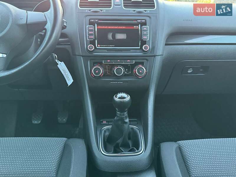 Хэтчбек Volkswagen Golf 2010 в Дрогобыче фото 77 Хэтчбек Volkswagen Golf 2010 в Дрогобыче