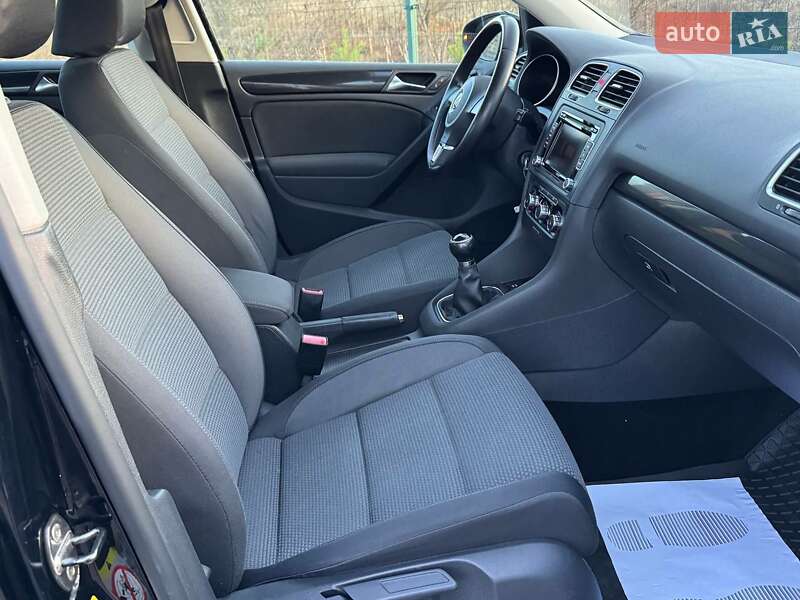 Хэтчбек Volkswagen Golf 2010 в Дрогобыче фото 85 Хэтчбек Volkswagen Golf 2010 в Дрогобыче