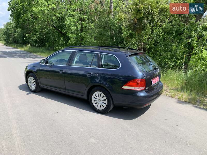 Универсал Volkswagen Golf 2009 в Ковеле