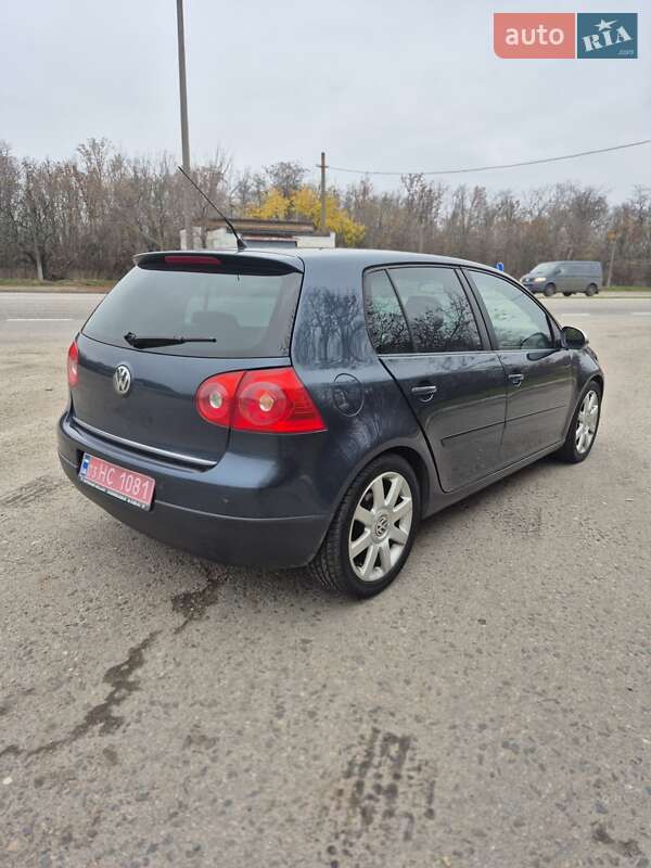 Хэтчбек Volkswagen Golf 2007 в Кропивницком
