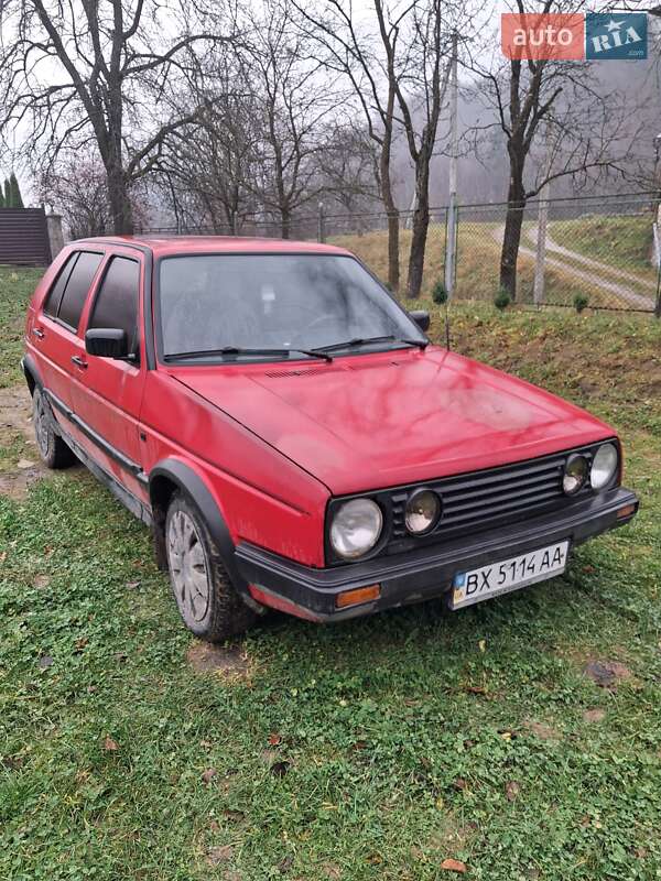 Хетчбек Volkswagen Golf 1988 в Косові