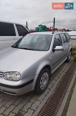 Универсал Volkswagen Golf 2002 в Львове