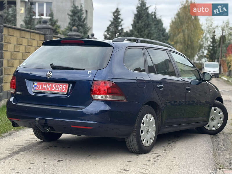 Универсал Volkswagen Golf 2012 в Луцке