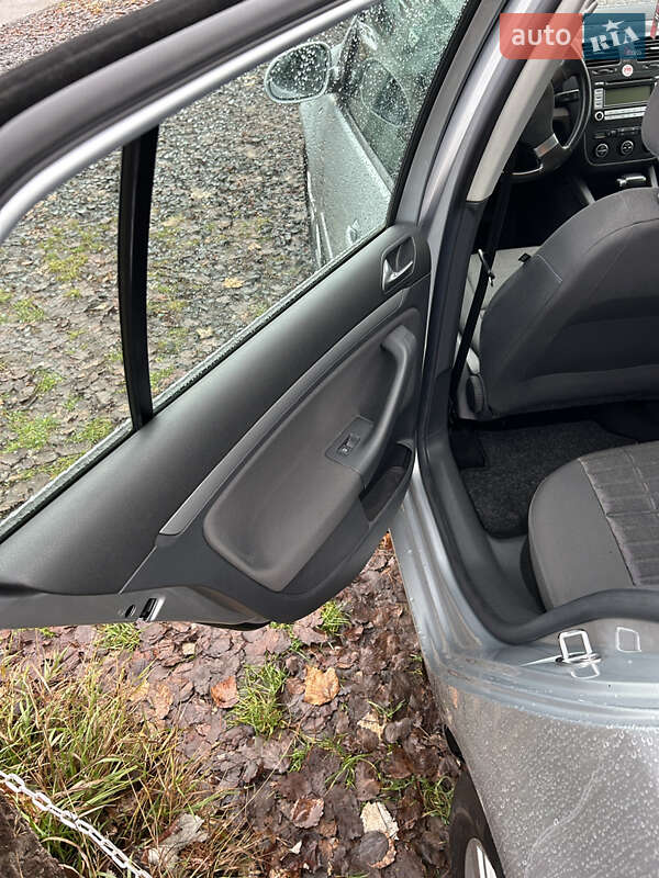 Хэтчбек Volkswagen Golf 2007 в Луцке фото 9 Хэтчбек Volkswagen Golf 2007 в Луцке