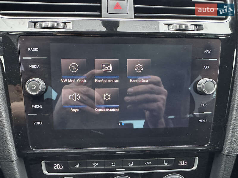 Універсал Volkswagen Golf 2019 в Запоріжжі