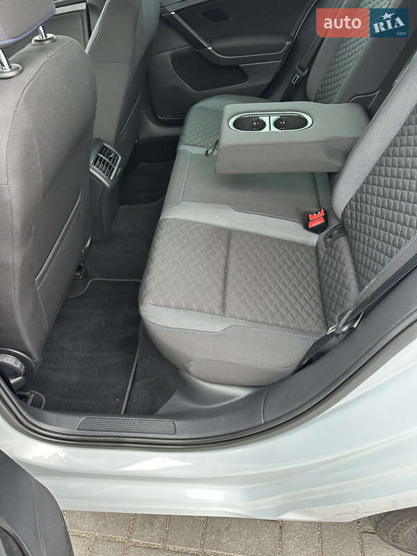 Універсал Volkswagen Golf 2019 в Запоріжжі