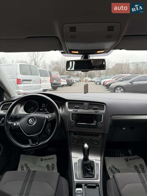 Хэтчбек Volkswagen Golf 2013 в Черкассах