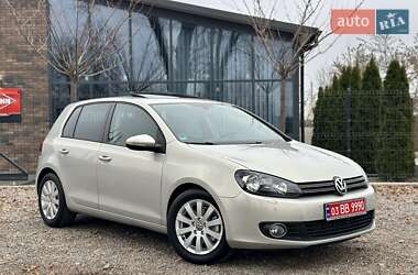 Хэтчбек Volkswagen Golf 2010 в Виннице
